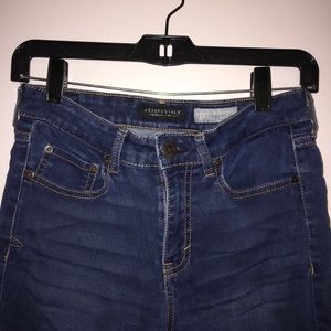 Women’s High Rise Dark Wash Jegging